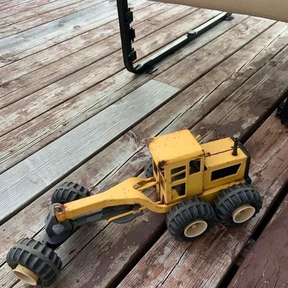 Bulldozer - Picture 3 of 4